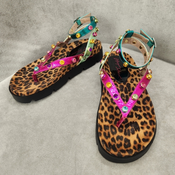 Betsey Johnson Thong Sandals 8 Pink Green Studs Conley Metallic Strappy New $130 - Picture 12 of 17